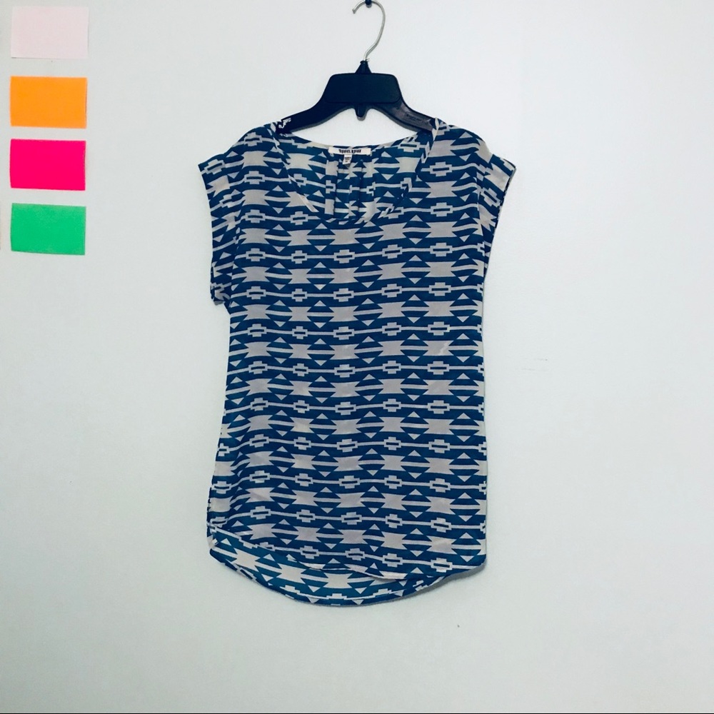 Blue and White Patterned Blouse Size Medium